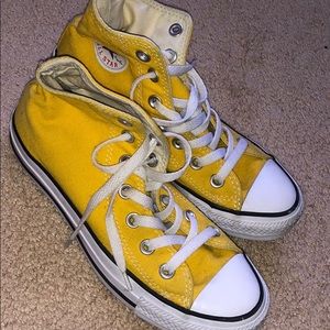 yellow converse